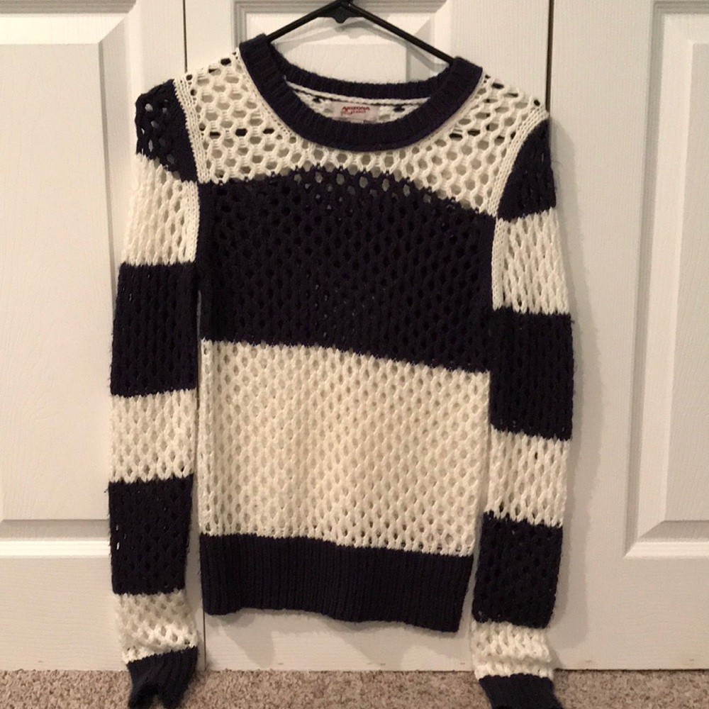 purple & white sweater 💜